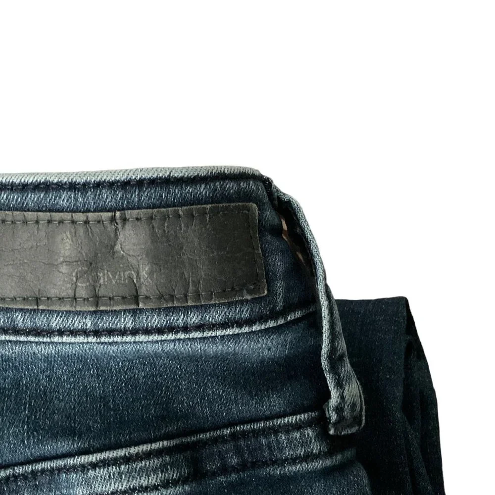 Calvin Klein Woman's Slim Boyfriend Denim Blue Jeans Size 12 Flat Front 5 Pocket - Picture 7 of 9